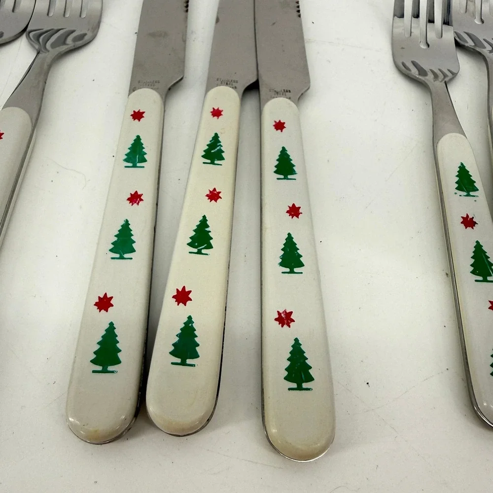 Flatware Set White Christmas Trees Stainless 18pc Utensils Vintage Plastic
